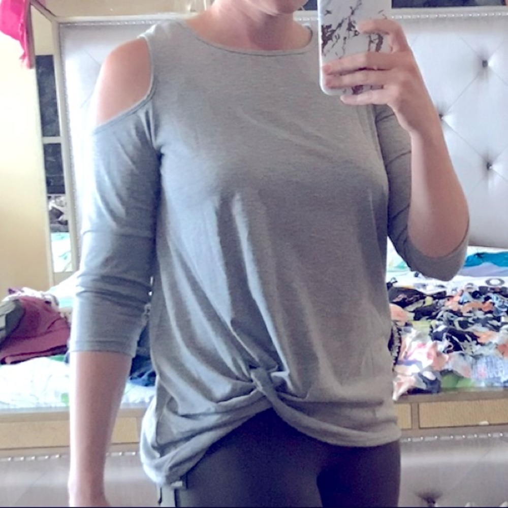 Open Shoulder Top - Picture 1 of 5